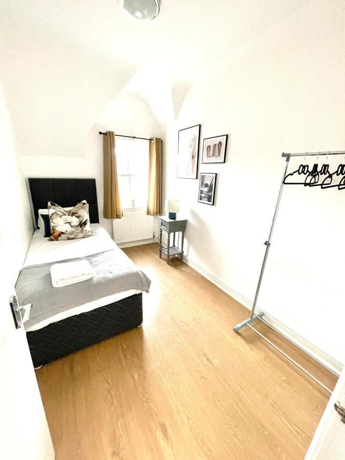 Koala & Tree - 2 Bedroom In City Centre - Short Lets & Serviced Accommodation Cambridge Екстер'єр фото